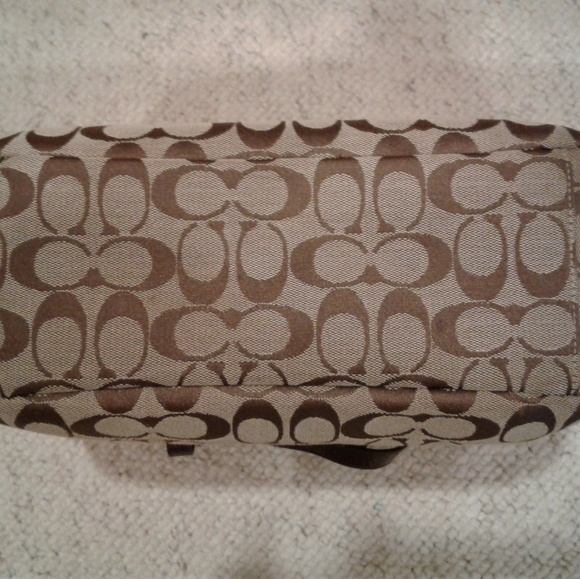 Coach Signature Jacquard Handbag - Picture 5 of 5